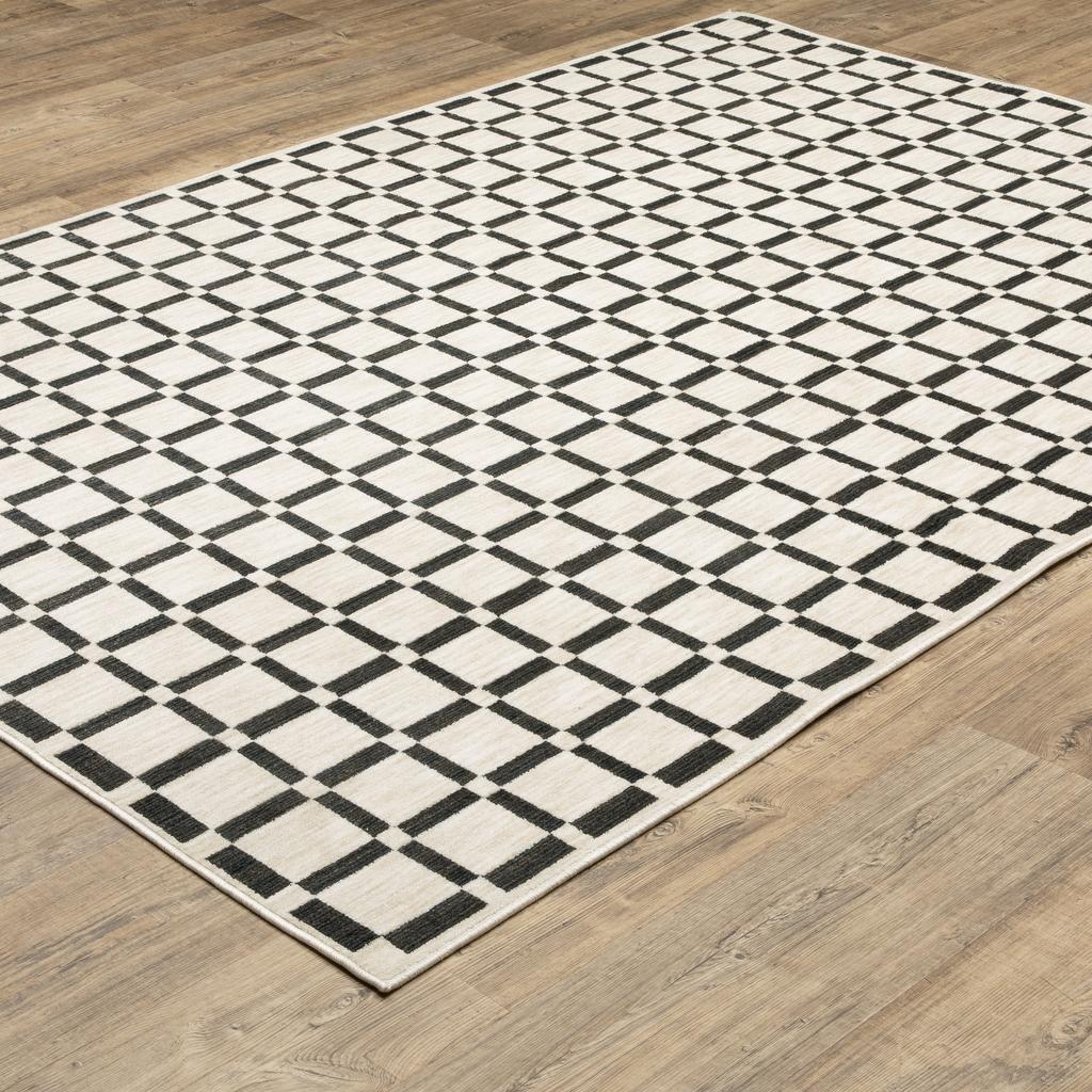 Oriental Weavers Hunter HNT08 Beige Rectangle Indoor Area Rug Geometric Pattern-
