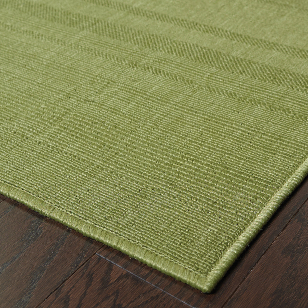 Oriental Weavers Lanai 781F6 Green Rectangle Indoor / Outdoor Area Rug - Stain Resistant Machine Made Patio Rug with Casual Design