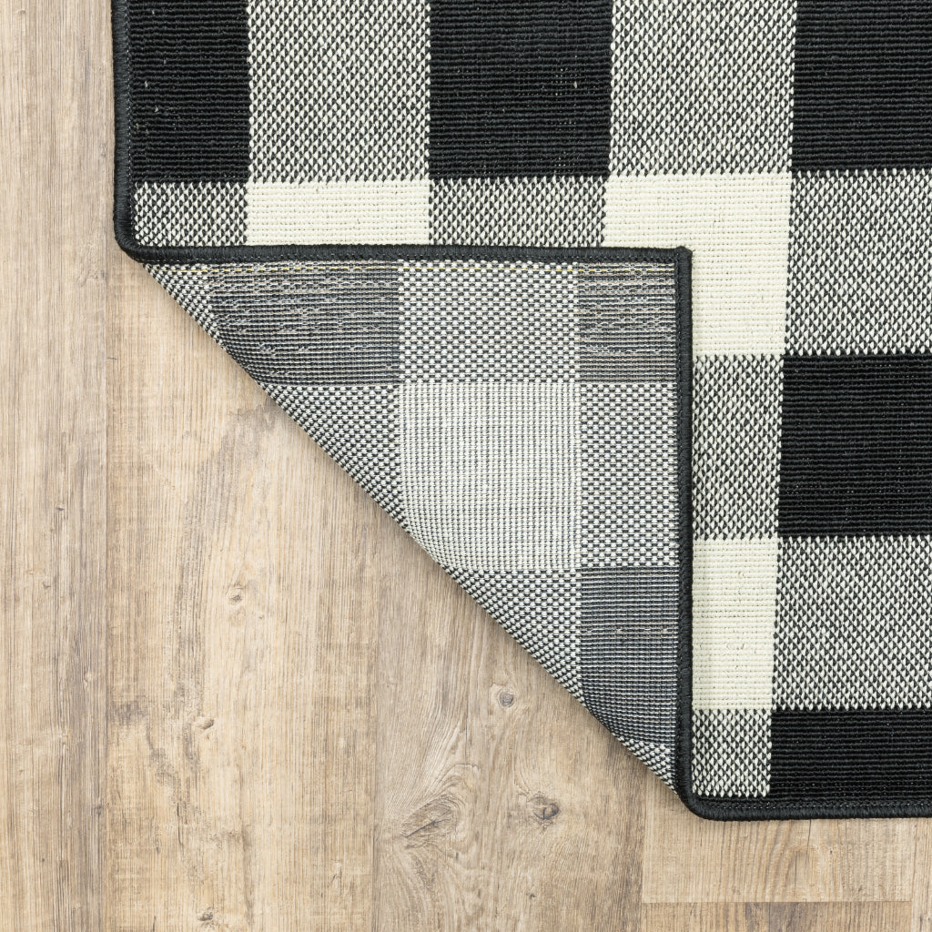 Oriental Weavers Marina 1932K Black/Ivory Rectangle Indoor / Outdoor Area Rug - Stain Resistant Machine Made Patio Rug with Geometric Pattern