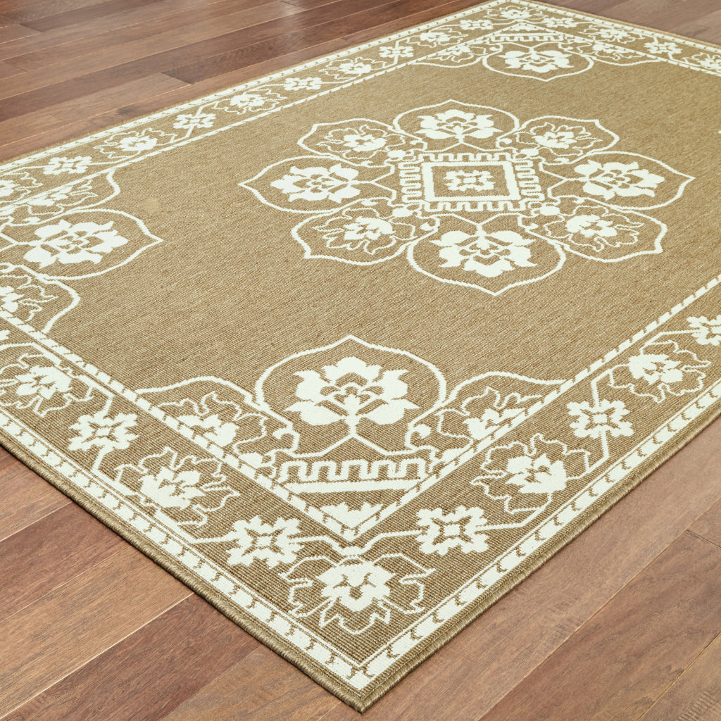 Oriental Weavers Marina 7764J Tan/Ivory Rectangle Indoor / Outdoor Area Rug - Stain Resistant Machine Made Patio Rug with Medallion Pattern-