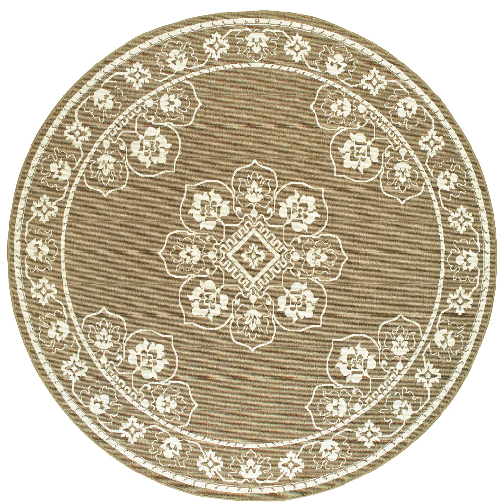 Oriental Weavers Marina 7764J Tan/Ivory Round Indoor / Outdoor Area Rug - Stain Resistant Machine Made Rug for Dining &amp; Living Spaces