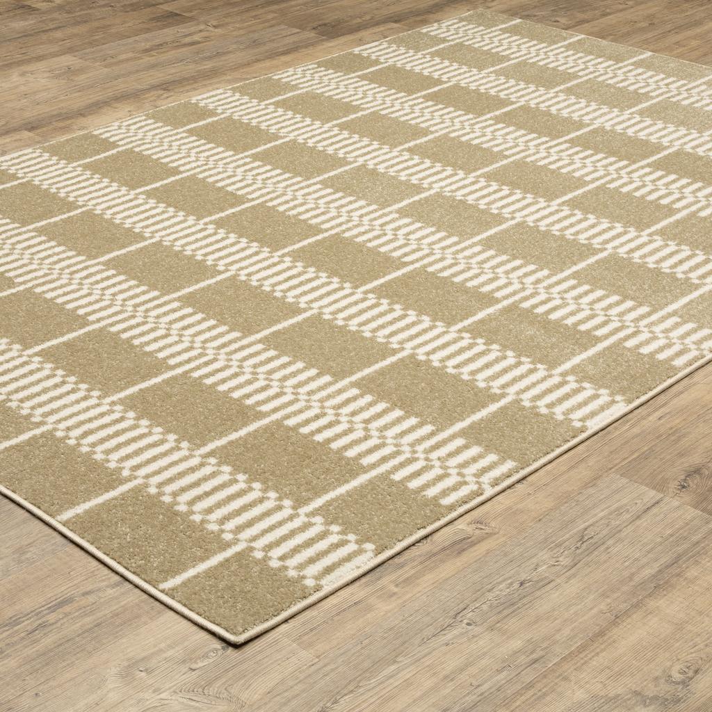 Oriental Weavers Quinn QUI05 Beige Rectangle Indoor Area Rug Geometric Pattern-