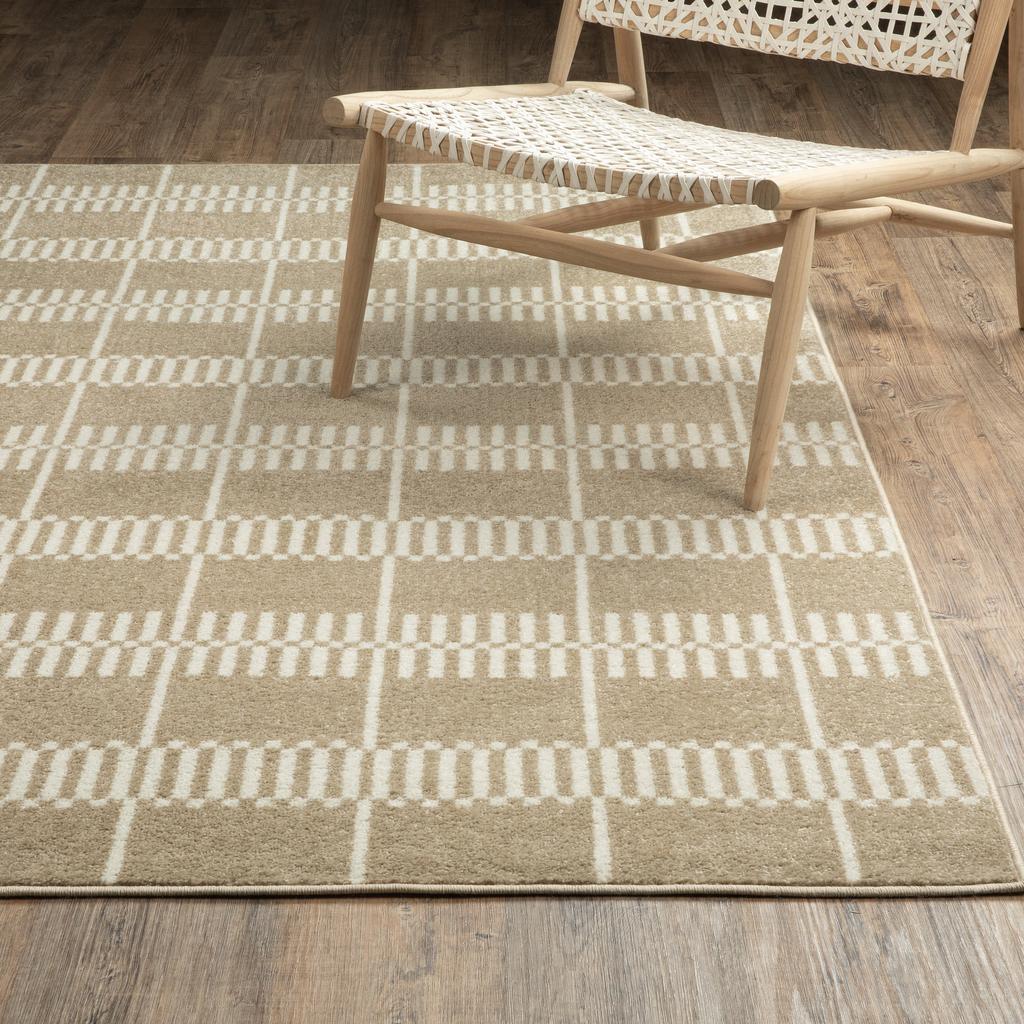 Oriental Weavers Quinn QUI05 Beige Rectangle Indoor Area Rug Geometric Pattern-