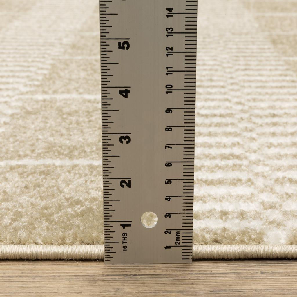 Oriental Weavers Quinn QUI05 Beige Rectangle Indoor Runner Geometric Pattern-