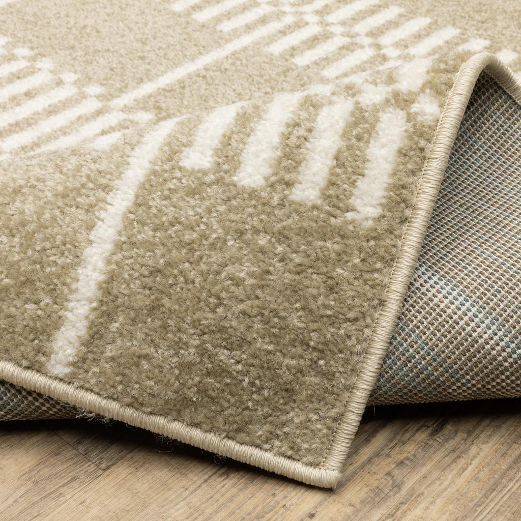 Oriental Weavers Quinn QUI05 Beige Rectangle Indoor Area Rug Geometric Pattern-