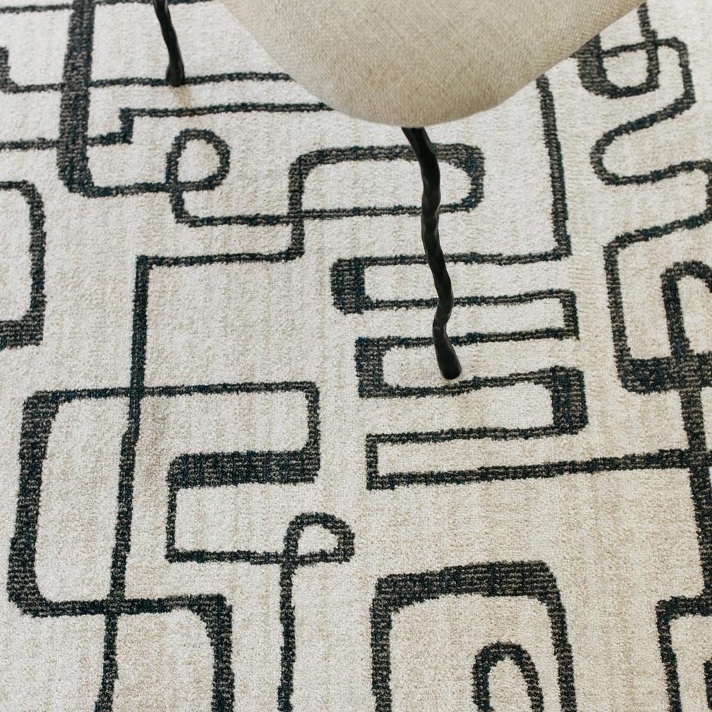 Oriental Weavers Quinn QUI11 Beige Rectangle Indoor Area Rug Geometric Pattern-