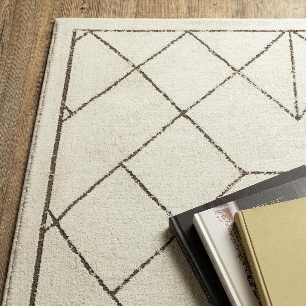 Oriental Weavers Raylan RAY06 Ivory Rectangle Indoor Runner Geometric Pattern-