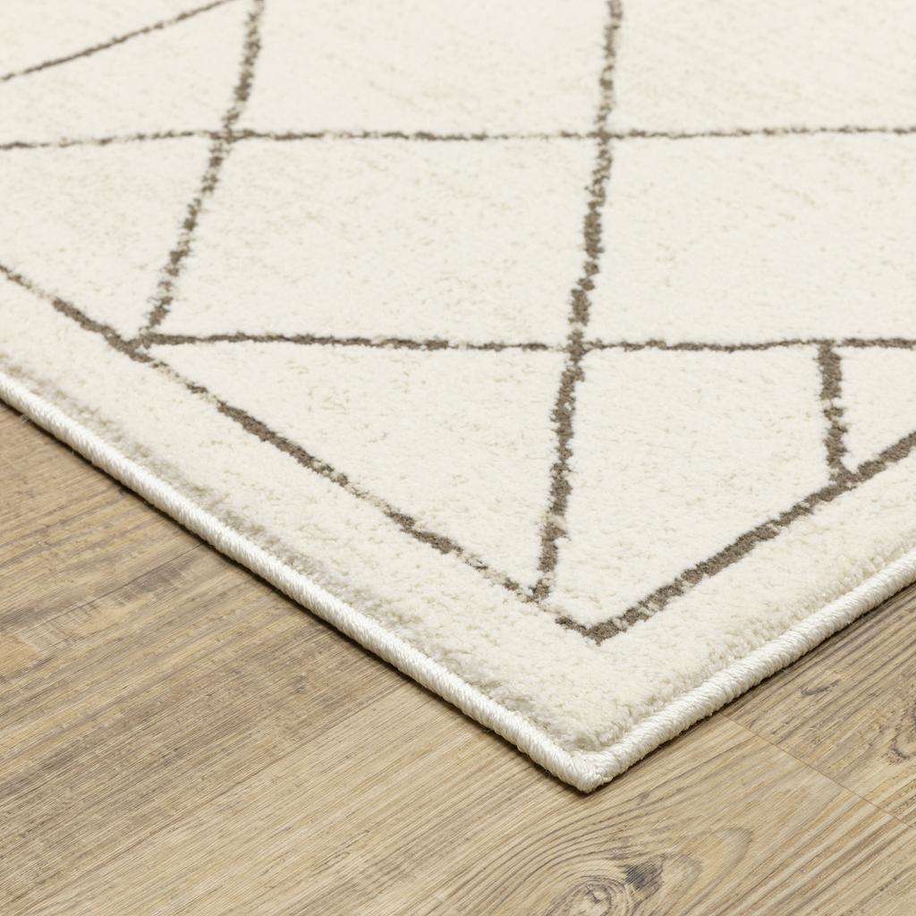 Oriental Weavers Raylan RAY06 Ivory Rectangle Indoor Area Rug Geometric Pattern-