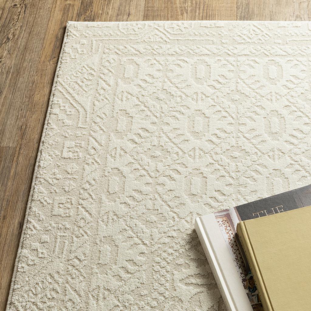 Oriental Weavers Raylan RAY09 Ivory Rectangle Indoor Area Rug Medallion Pattern-
