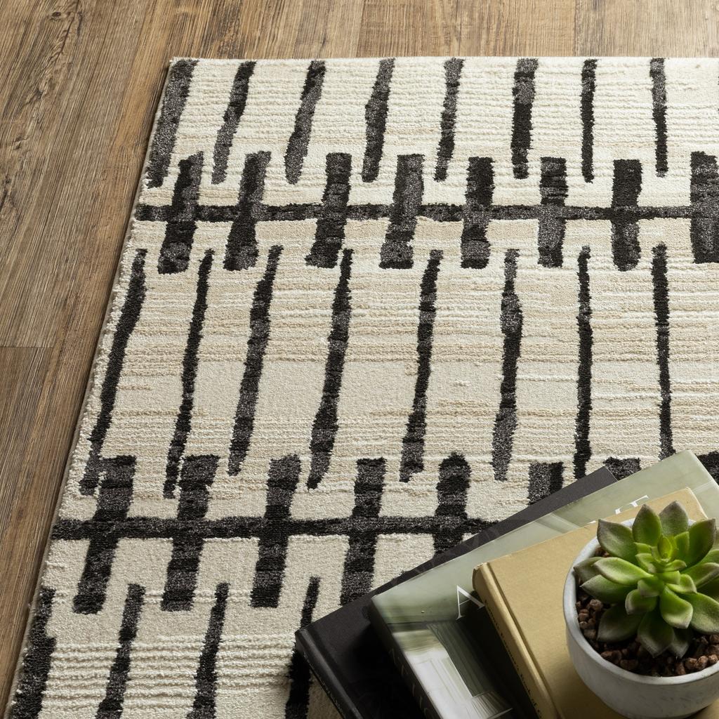 Oriental Weavers Raylan RAY11 Ivory Rectangle Indoor Runner Geometric Pattern-