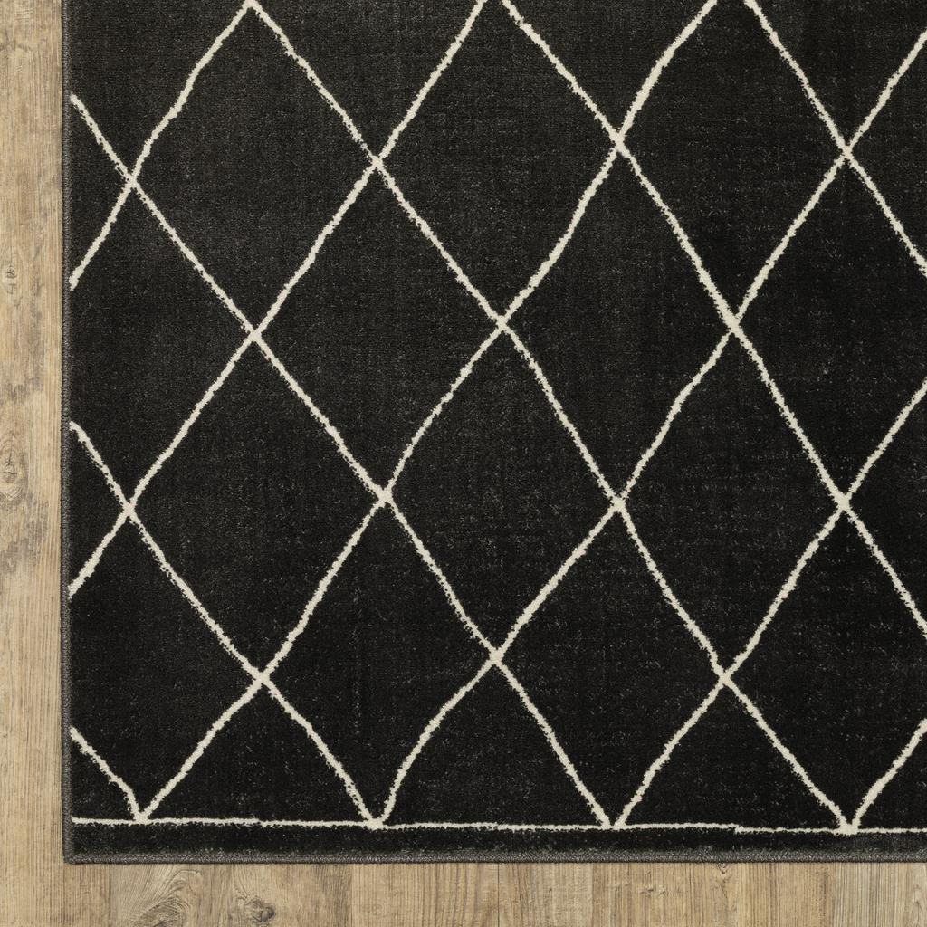 Oriental Weavers Raylan RAY12 Black Rectangle Indoor Runner Lattice Pattern-