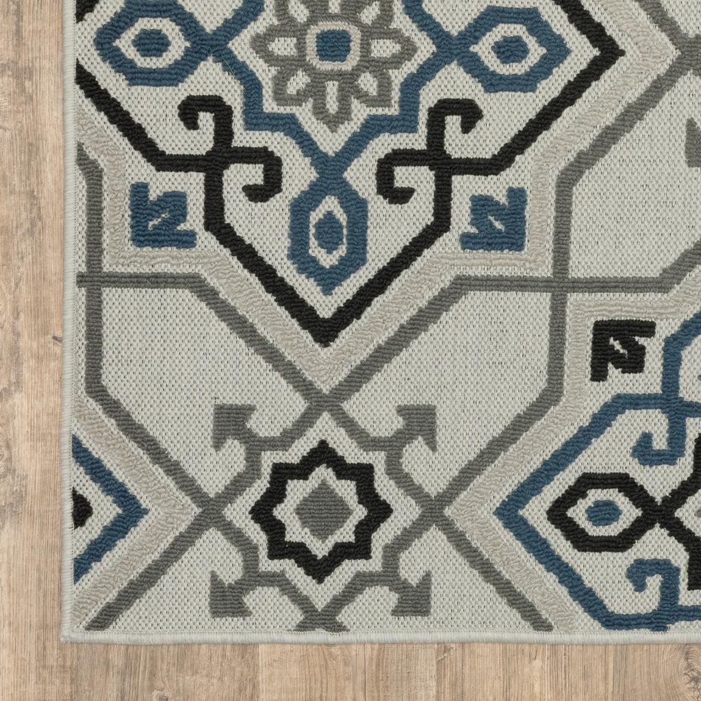 Oriental Weavers Torrey 004Y1 Light Grey/Blue Rectangle Indoor / Outdoor Runner - Stain Resistant Machine Made Entryway &amp; Hallway Runner with Medallion Pattern