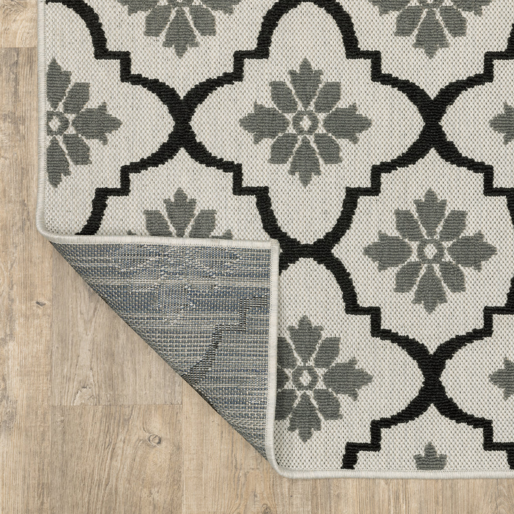 Oriental Weavers Torrey 5562E Light Grey/Black Rectangle Indoor / Outdoor Runner - Stain Resistant Machine Made Entryway &amp; Hallway Runner with Geometric Pattern