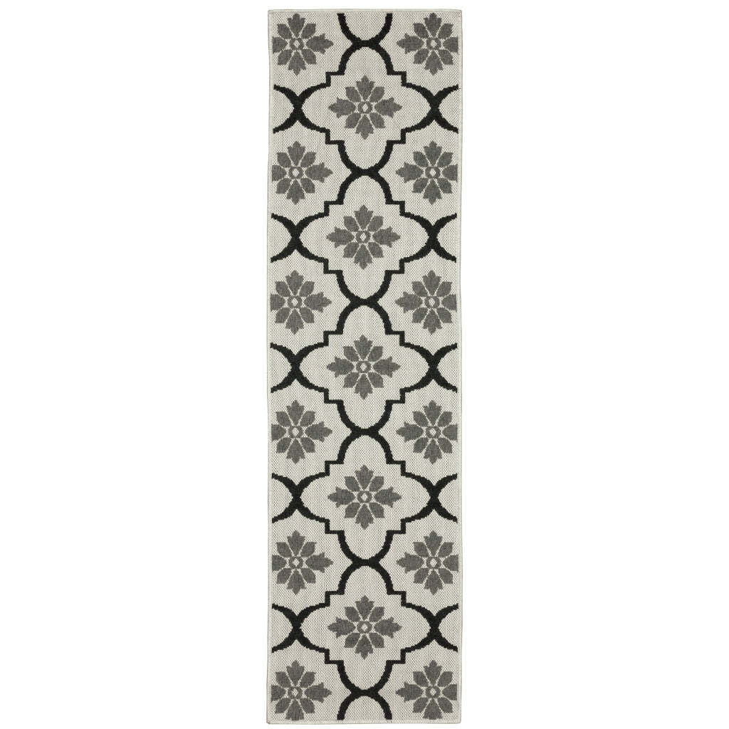 Oriental Weavers Torrey 5562E Light Grey/Black Rectangle Indoor / Outdoor Runner - Stain Resistant Machine Made Entryway &amp; Hallway Runner with Geometric Pattern