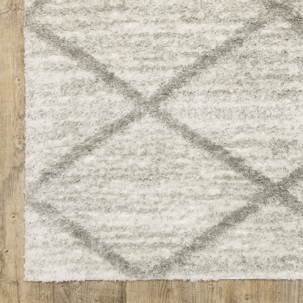 Oriental Weavers Verona 143W6 Gray Rectangle Indoor Runner - Luxurious Stain Resistant Shag Pile Rug with Geometric Design