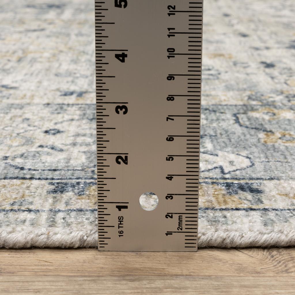 Oriental Weavers Windham WIN01 Grey Rectangle Indoor Runner Oriental Pattern-