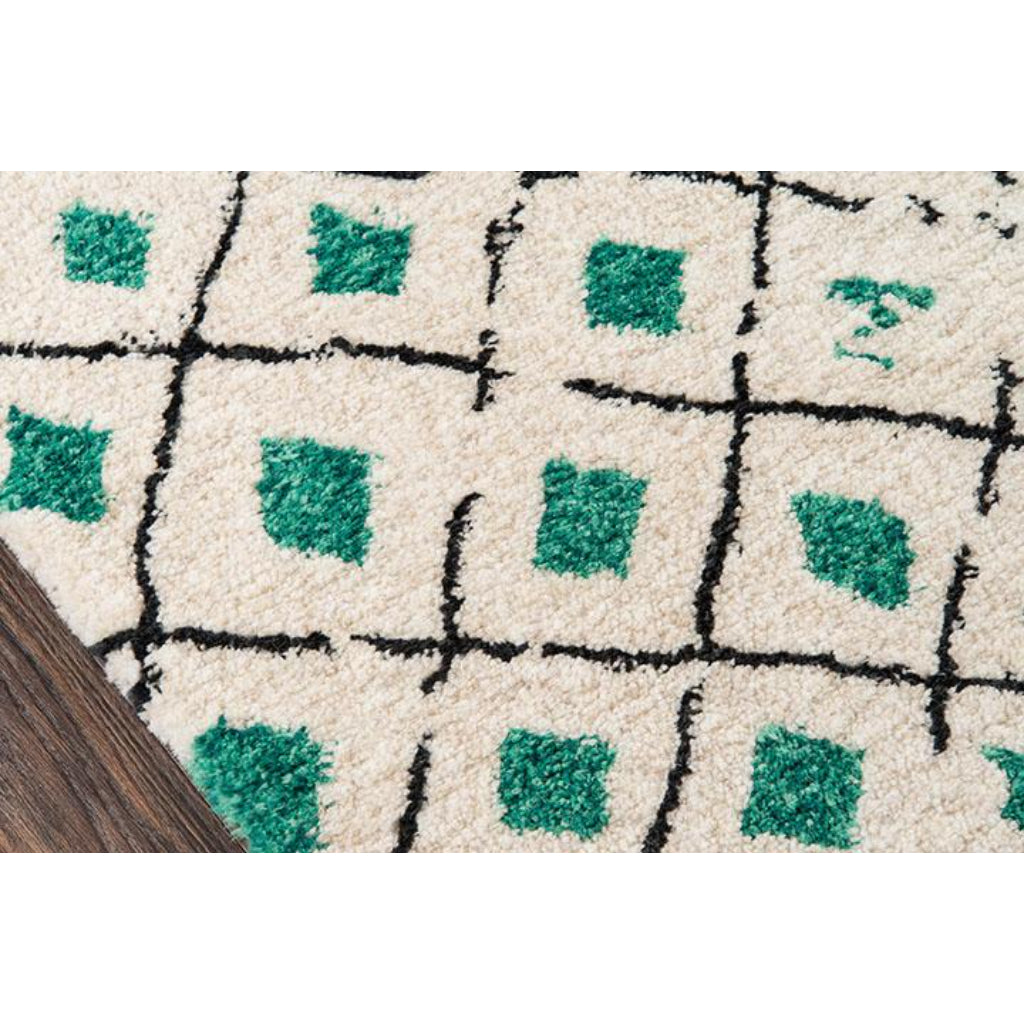 Momeni BUN-2 Green Bungalow Collection Table Tufted Modern Moroccan Plush Area Rug &amp; Runner - Cozy Medium-High Pile Rug with Green Geometric Pattern Made of 100% Polyester