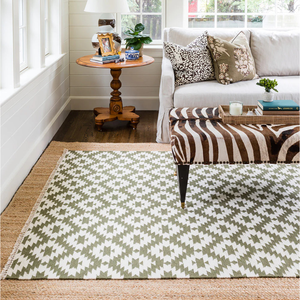 Momeni THO-10 Green Thompson by Erin Gates Hand-Woven Bohemian Area Rug &amp; Runner - Comfortable Low Pile Rug with Diamond Pattern Made of 100% Wool